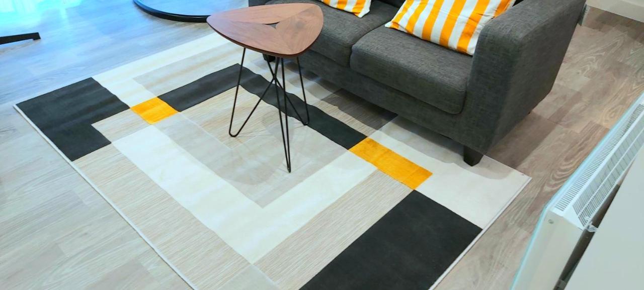 Great Studio Apartments - Netflix, Wifi, Digital Tv 谢菲尔德 外观 照片