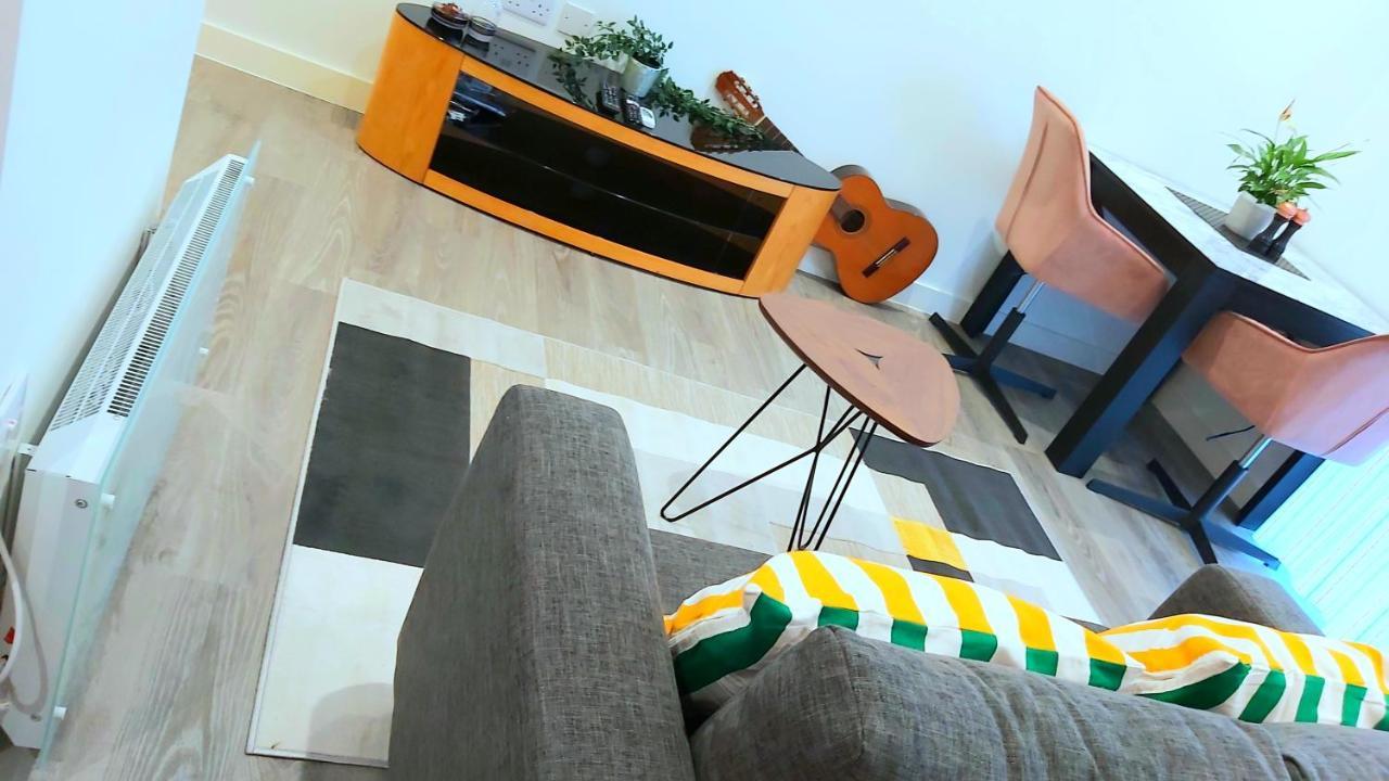 Great Studio Apartments - Netflix, Wifi, Digital Tv 谢菲尔德 外观 照片